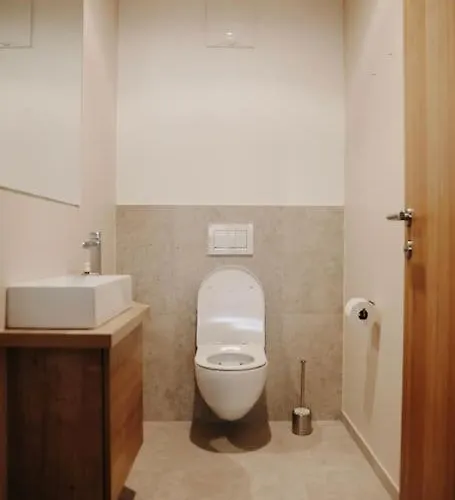 Veronika - Exklusiv Wohnen In Appartamento *